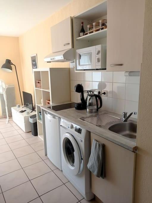 Studio Sur La Plage Des Dagueys Libourne Exteriör bild