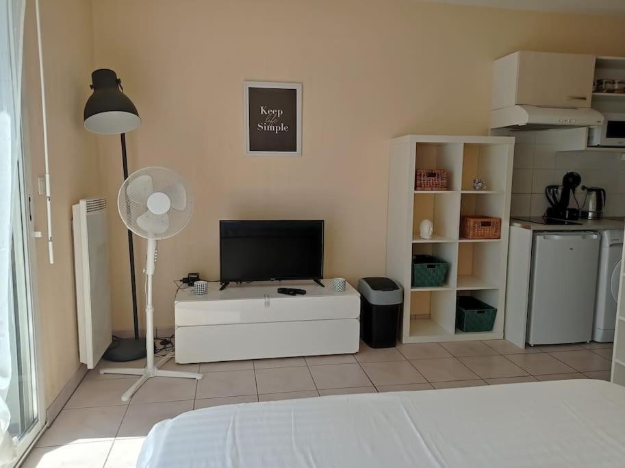 Studio Sur La Plage Des Dagueys Libourne Exteriör bild